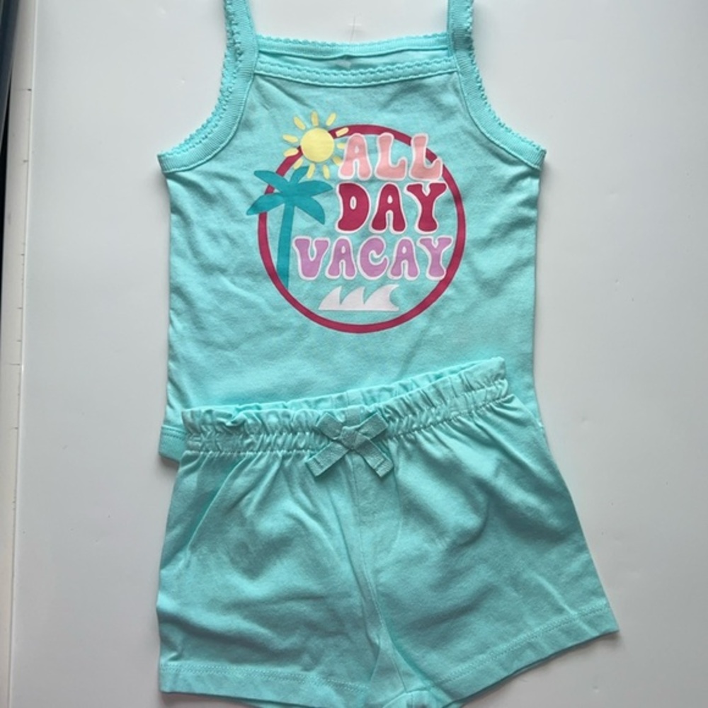 🛍 PRETTY LITTLE GIRLS OUTFIT SIZE 0-3 MONTHS 🛍